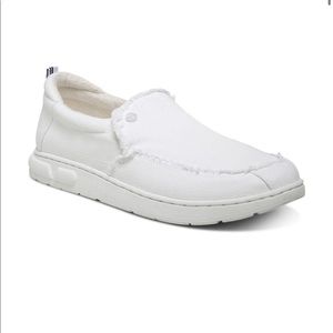 NWT! Vionic Men’s Seaview Slip On. White. Size 12